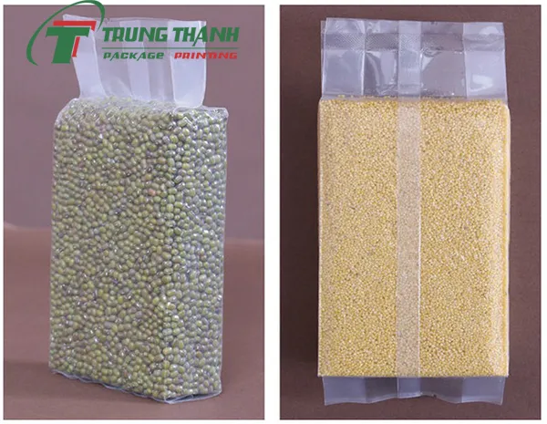 Túi hút chân không được làm từ bao bì nhựa dẻo PA+PE nên có độ mềm dẻo, đàn hồi tốt