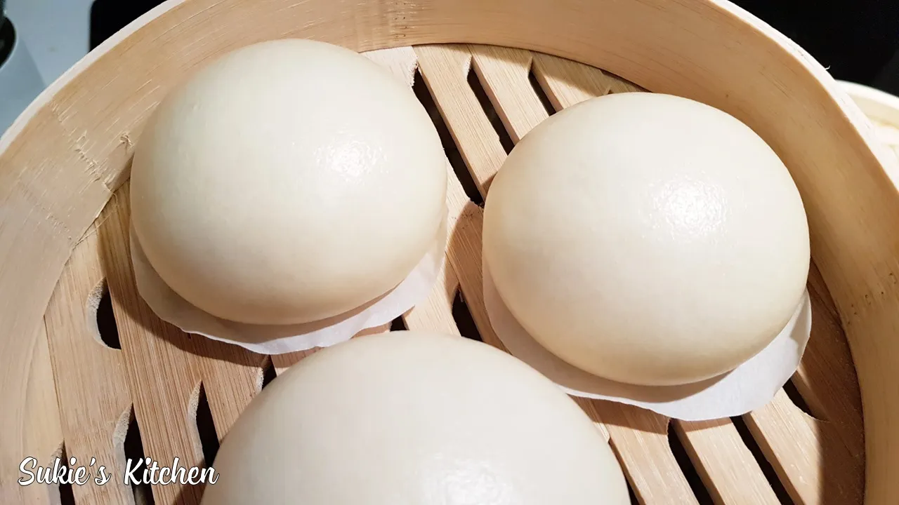 Vỏ bánh bao mặt bánh mịn - Nguyen Quynh Nga