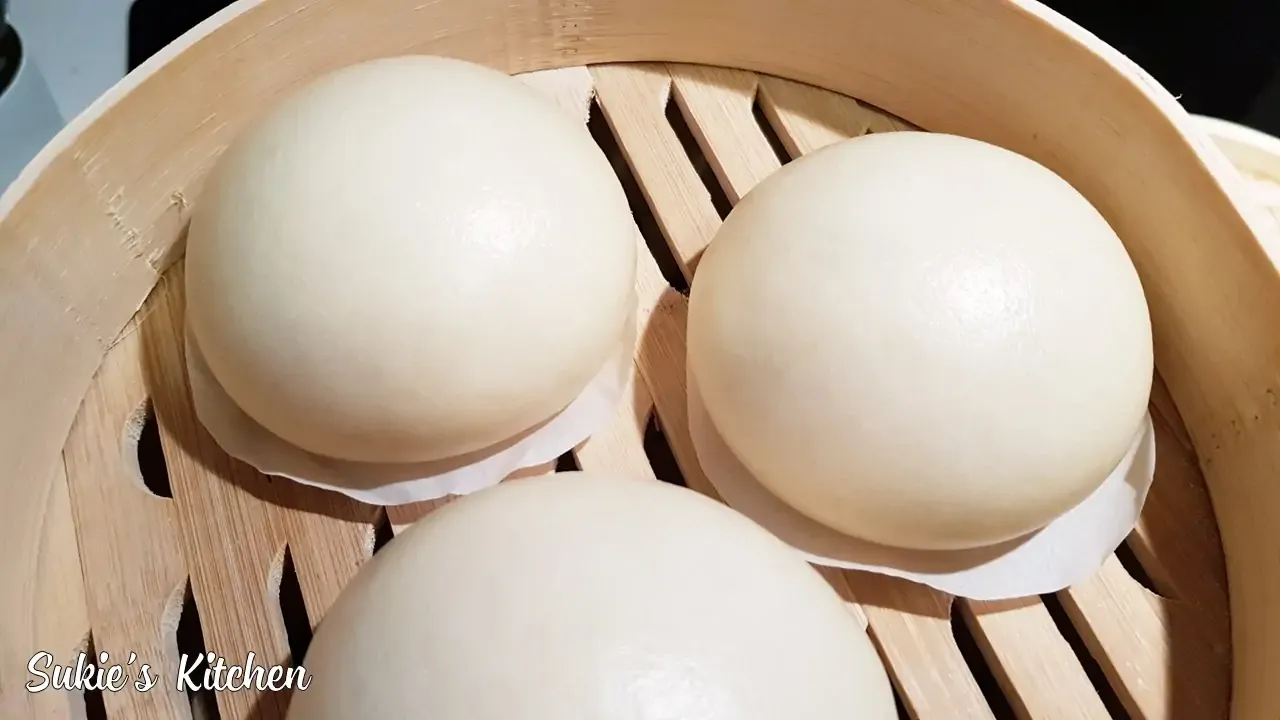 Vỏ bánh bao mặt bánh mịn - Nguyen Quynh Nga