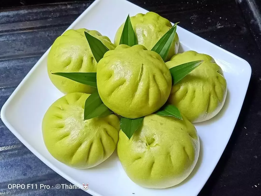 Bánh bao nhân trứng sữa - Tô Thiện Thành