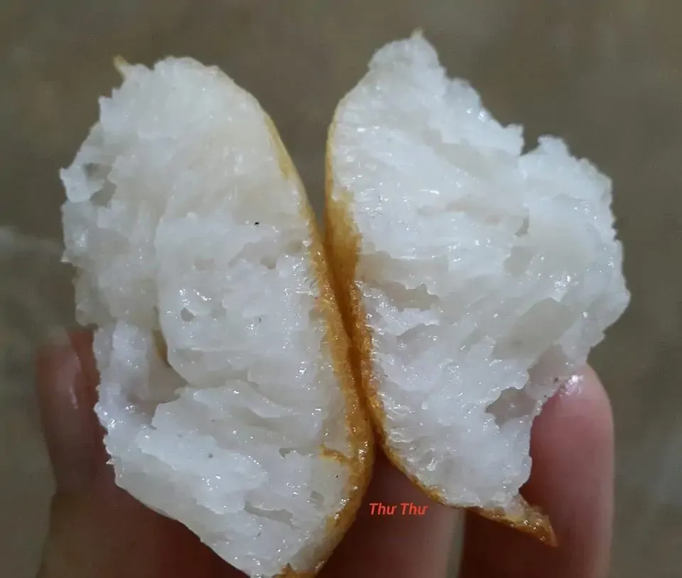 Bánh bò nước cốt dừa nướng chảo