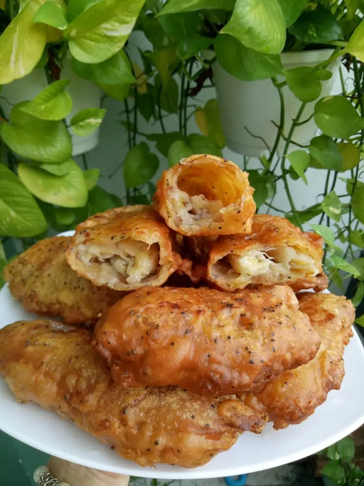 Bánh chuối chiên mè - Cẩm Vân