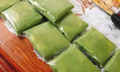 Bánh cốm đậu xanh – Thu Trang Nguyen
