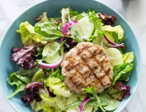 Bánh hamburger cá ngừ