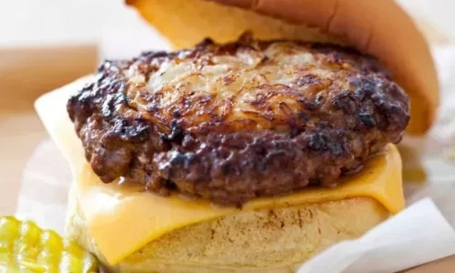 Bánh hamburger hành chiên Oklahoma