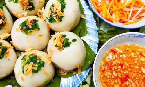 Bánh ít trần tôm thịt – To Thien Thanh