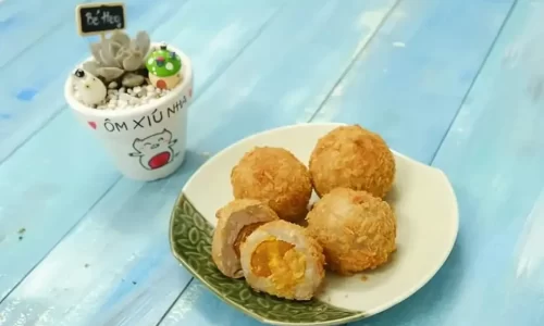 Bánh Khoai Môn nhân Trứng Muối Chà Bông
