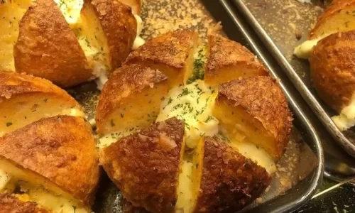 Bánh mì phô mai bơ tỏi Hàn Quốc – Huynh Phuong Ngoc