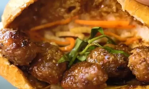 Bánh mì thịt bò nướng – Phước Nguyễn