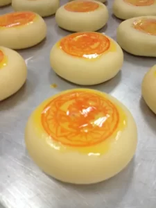Bánh Pía – Bepcuatui