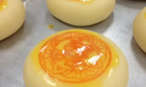 Bánh Pía – Bepcuatui