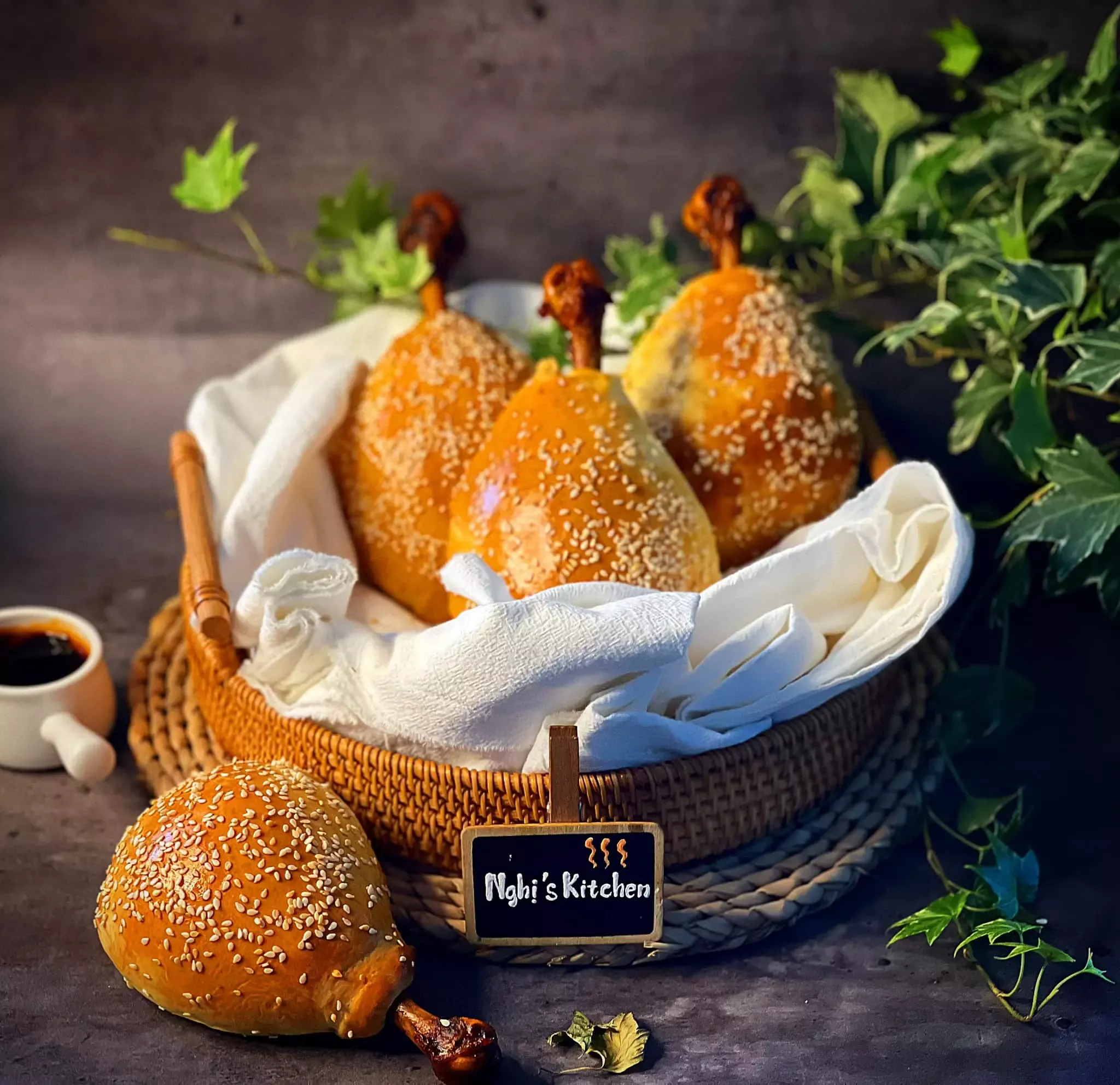 Bánh mì đùi gà xá xíu - Nghi's Kitchen