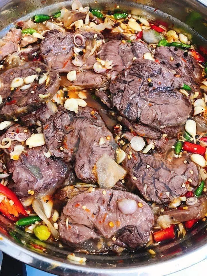 Bắp bò sốt Thái - Nghi's Kitchen