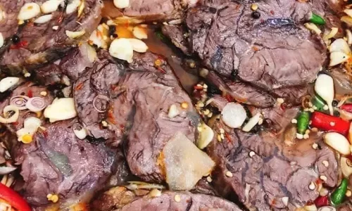 Bắp bò sốt Thái – Nghi’s Kitchen