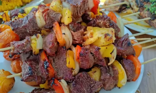 Xiên bò nướng sốt nướng tương thượng hạng – Nghi’s Kitchen