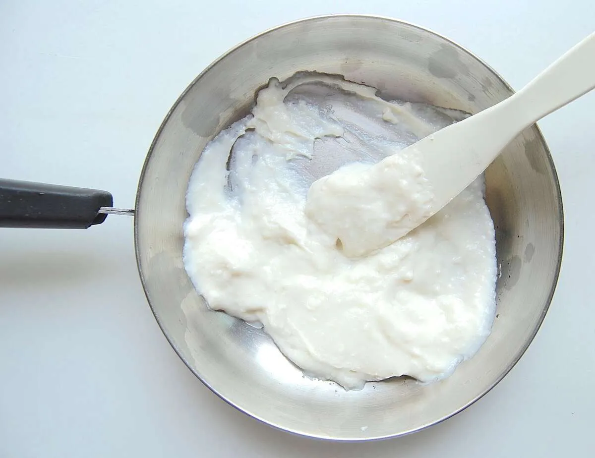 Tangzhong (water roux) - Bí quyết giúp bánh mì mềm ngon và giữ được độ mềm lâu