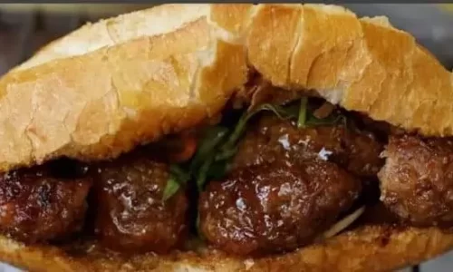 Bò viên nướng nhiệt đới – Sốt chan bánh mì – Nguyễn Thanh Xuân