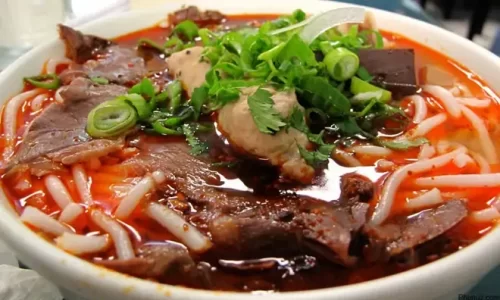 Bún Bò Huế – Ryan Pham