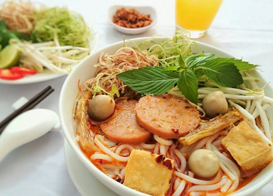 Bún bò Huế chay - Thụy Như
