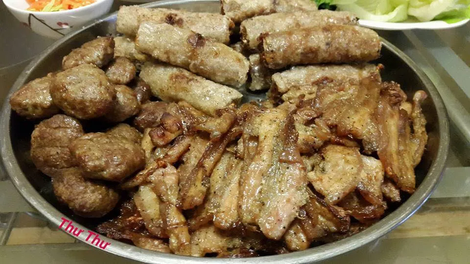 thịt nướng bún chả hà nội