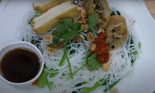 Chả giò chay – Bún gạo xào chay – Natha Food