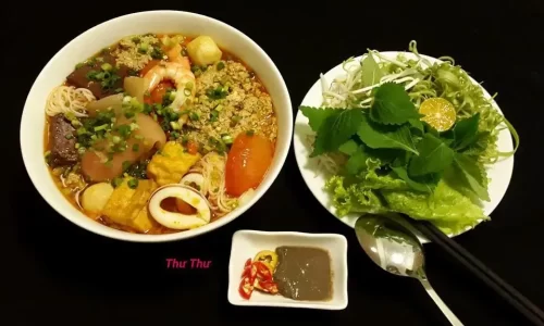 Bún riêu hải sản – Thư Thư