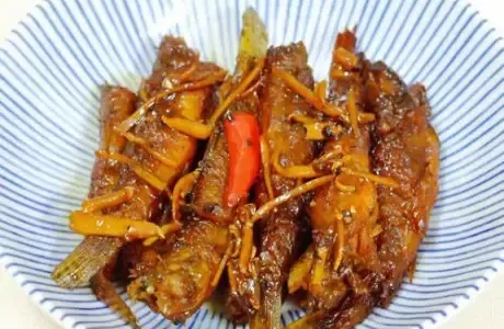 Cá bống kho tiêu
