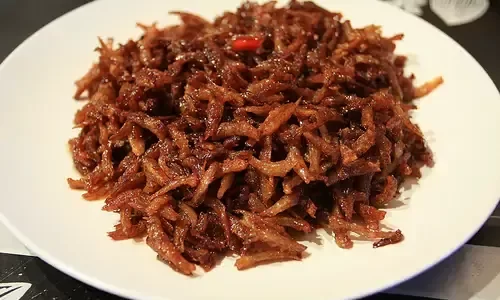 Cá cơm khô rim nước mắm