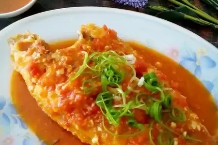 Cá điêu hồng sốt cà chua