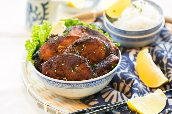 Cá chép kho ngũ vị