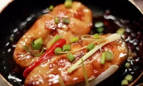 Cá kho tộ – Cá basa, cá thu kho tộ – 100 món ăn Việt