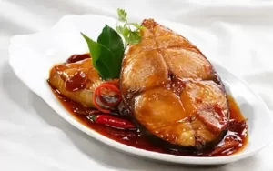 Cá thu kho nước dừa