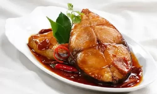 Cá thu kho nước dừa