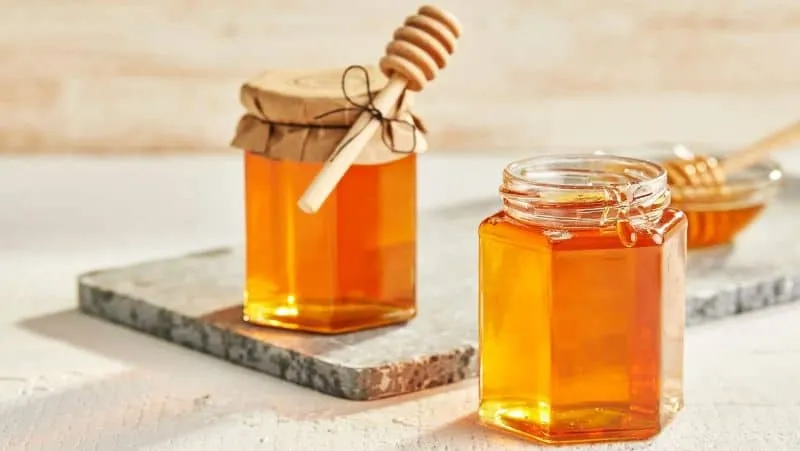 Cách đóng gói thực phẩm Bảo-quản-mật-ong-bằng-chai-lọ