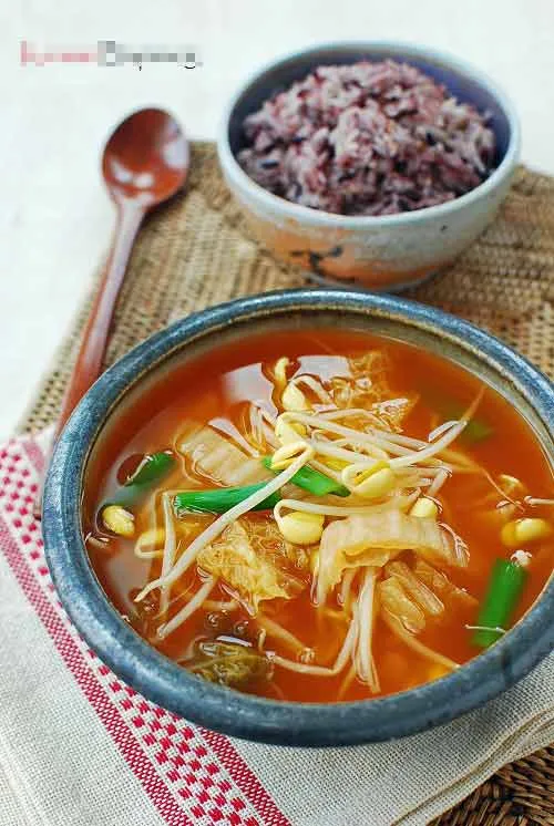 Canh thịt bò kim chi Hàn 
