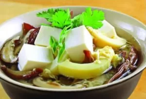 Canh  nấm đậu hũ – Christine Ha