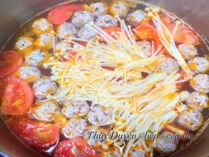 Canh nấm kim châm nấu mọc