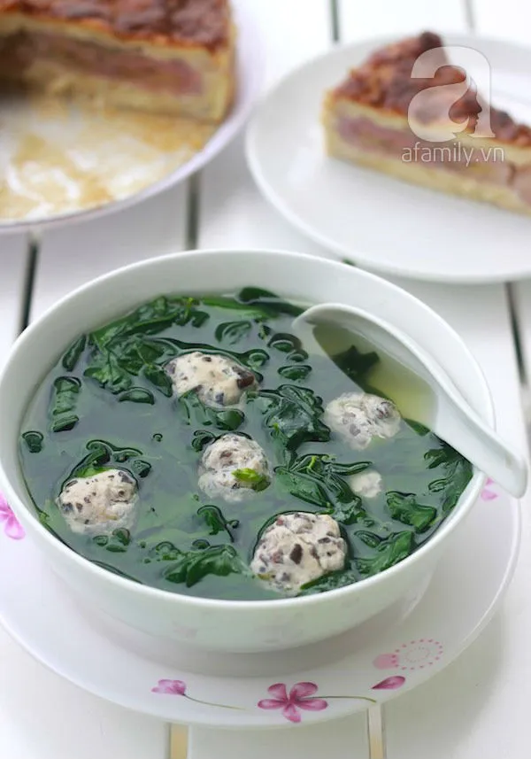 Canh rau ngót nấu mọc