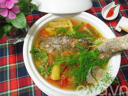 Canh riêu cá chép chua cay