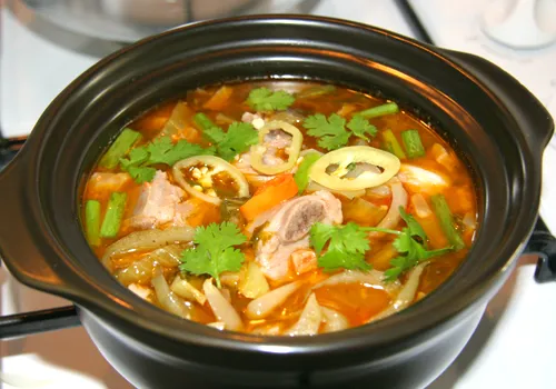 Canh sườn non cải cà chua