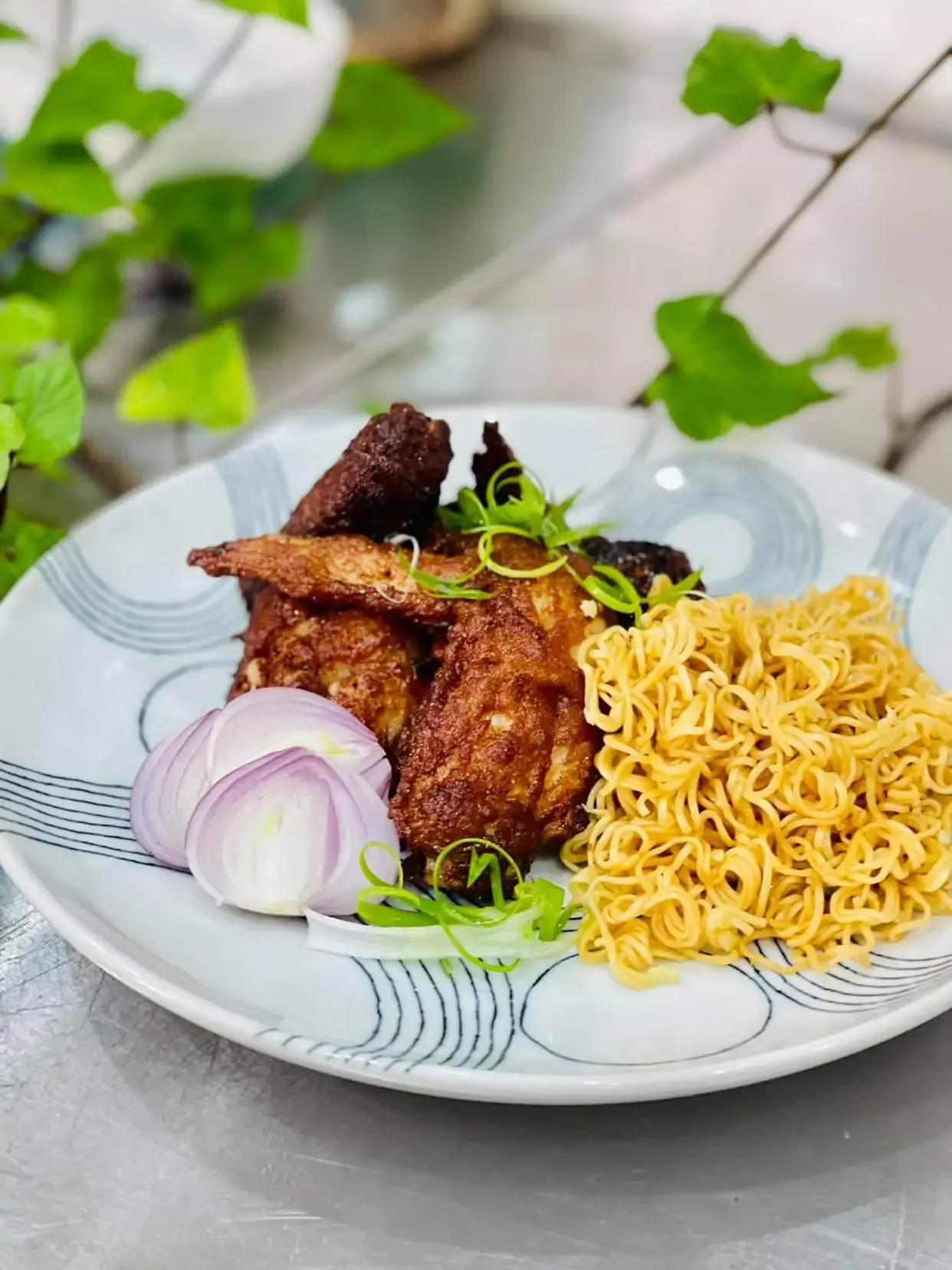 Cánh gà chiên mắm ruốc - Sốt chấm mắm ruốc - Chef Vo Quoc