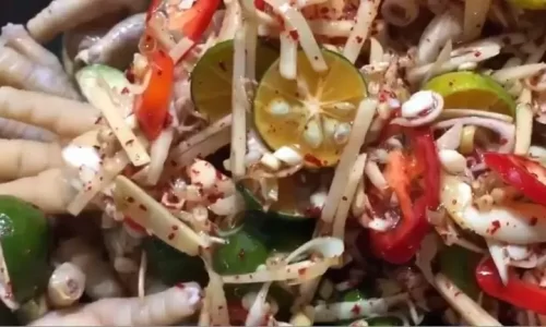 Chân gà cay xóc cóc non – Thanh Bùi