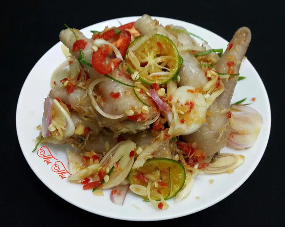 Chân gà ngâm kiểu Thái - Thư Thư