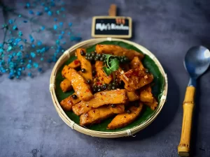 Chả quế rim tiêu – Sốt rim tiêu – Nghi’s Kitchen