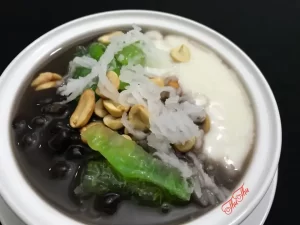 Chè đậu đen bánh lọt nước cốt dừa – Thư Thư