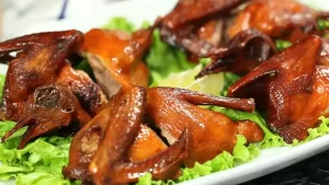 Chim cút rang sả lá chanh –  Nghi’s Kitchen