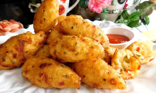 Cơm nắm chiên giòn