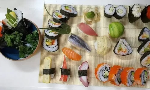 Cơm Sushi và trứng chiên kiểu Nhật – Thụy Như