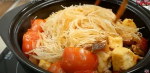 Đậu hũ om nồi đất – Vanh Khuyen