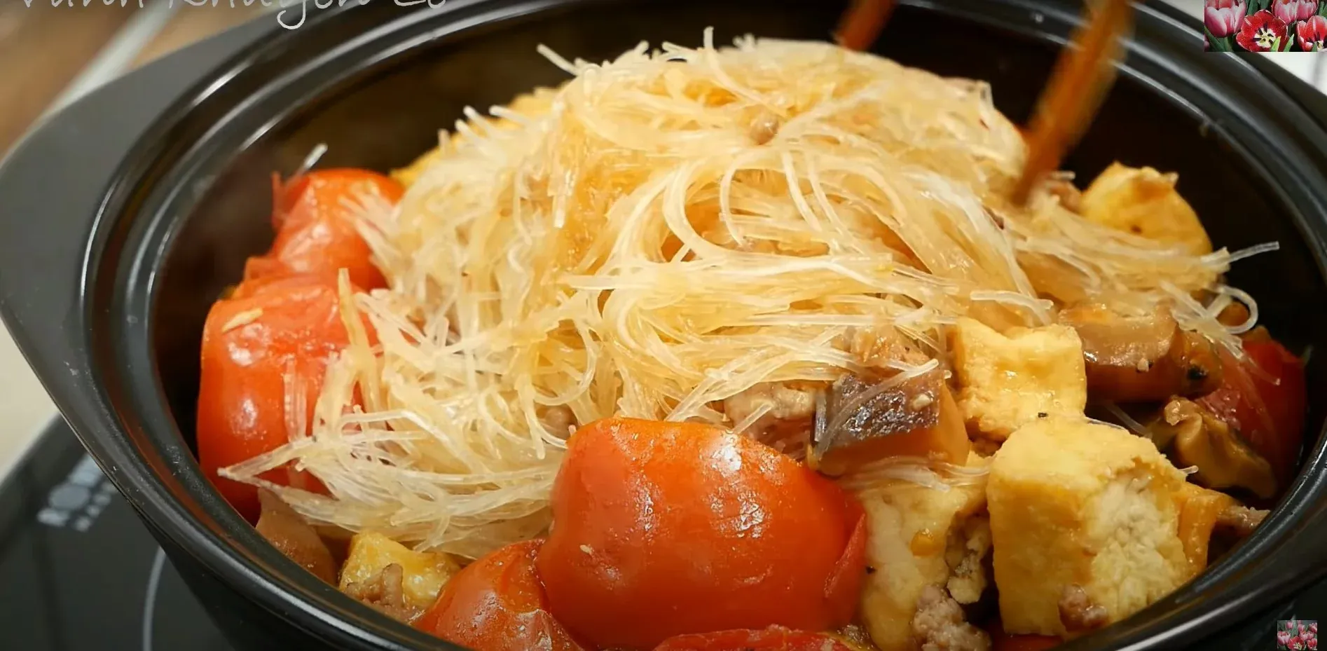 Đậu hũ om nồi đất - Vanh Khuyen